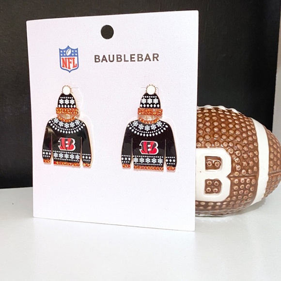 BAUBLEBAR Cincinnati Bengals Christmas Sweater Hat Pierced Earrings - Picture 7 of 7